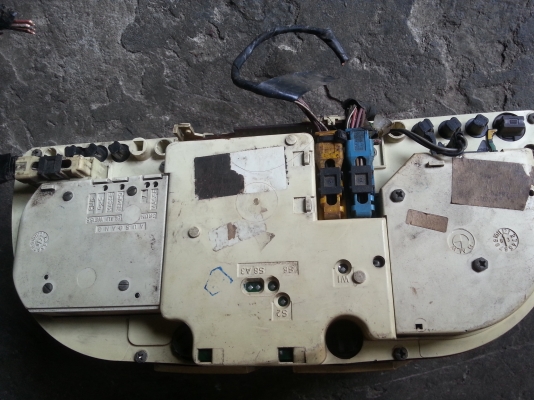 ขายเรือนไม bmw e28