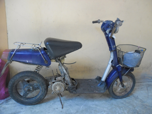 ""ขายซาก""39cc โบราณยืนคัน ตามรูป 1800 บาท