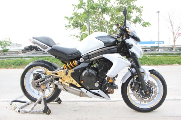 ขาย Kawasaki ER 650 ABS รุ่นปี 2013 พร้อมของแต่ง ทะเบียนพร้อมโอน เครื่องดี