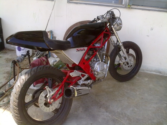 สนใจมั้ย ducati ญี่ปุน