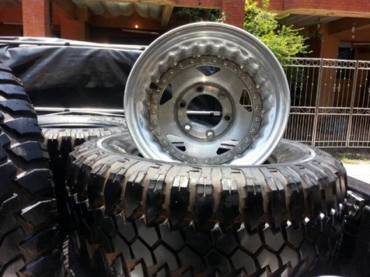 ขายล้อ  Centerline 6 รู  พร้อมยาง MUD