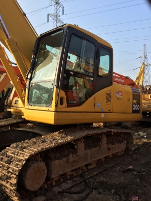 รถแบคโฮมือสอง KOMATSU PC200-7 สภาพรถเยี่ยม 090-268-2646 พร้อมจัด ไฟแนนซ์