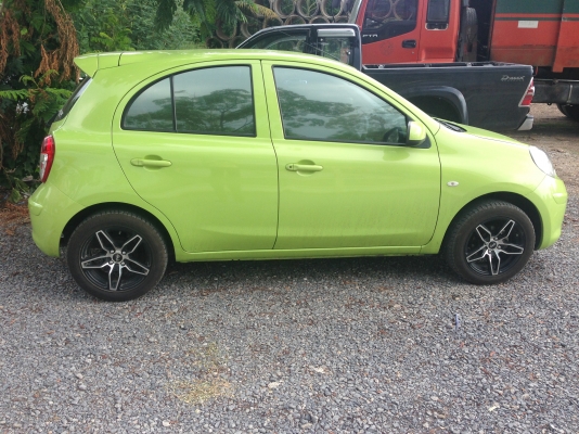 ขาย นิสสันมาร์ท MT ปี 2010