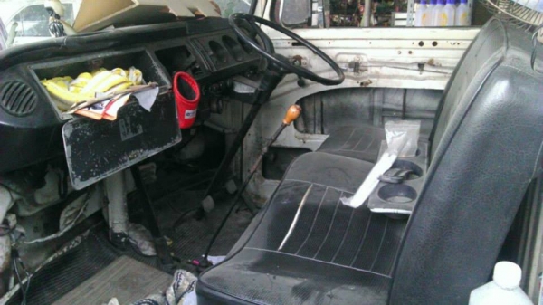 ปล่อยของสุดที่รัก(Volkswagen ไฟเลี้ยวล่าง ปี 71 ดิสเบรคหน้า ไฟท้ายยาว) ปล่อยของสุดที่รัก(Volkswagen ไฟเลี้ยวล่าง ปี 71 ดิสเบรคหน้า ไฟท้ายยาว)