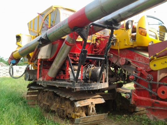 รถเกี่ยวข้าวมือสอง