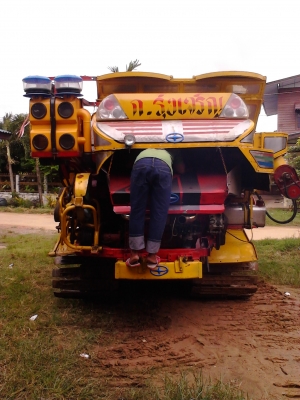 รถเกี่ยวข้าวมือสอง