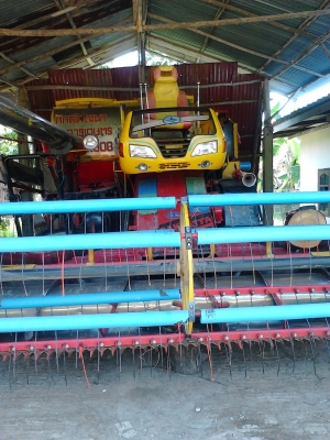 รถเกี่ยวข้าวมือสอง