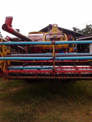 รถเกี่ยวข้าวมือสอง