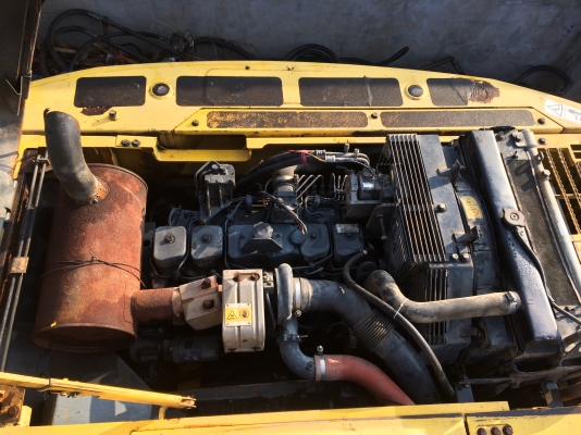 รถแบคโฮมือสอง KOMATSU PC200-7 สภาพรถเยี่ยม 090-268-2646 พร้อมจัด ไฟแนนซ์