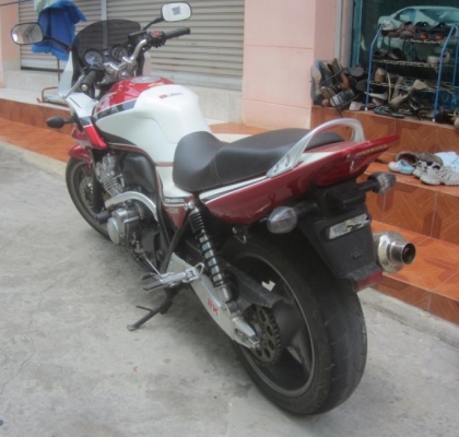 มีคลิปให้ดู ขาย CB400 Bold'or หัวฉีด VTEC REVO ปี 2008 เบรค ABS สรรพสามิตรแท้ มีคลิปให้ดู ขาย CB400 Bold'or หัวฉีด VTEC REVO ปี 2008 เบรค ABS สรรพสามิตรแท้