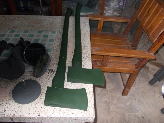 m601ขายพั่วและขวานราคาถูกๆคู่ละ 2700 บาท m601ขายพั่วและขวานราคาถูกๆคู่ละ 2700 บาท