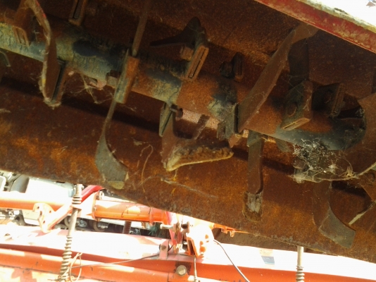 อีกตัวครับ สำหรับ โรตารี่ ROTARY ติดรถไถ รุ่นยาว 1.8 เมตร  มือสองเก่าญี่ปุ่่น KOBASHI