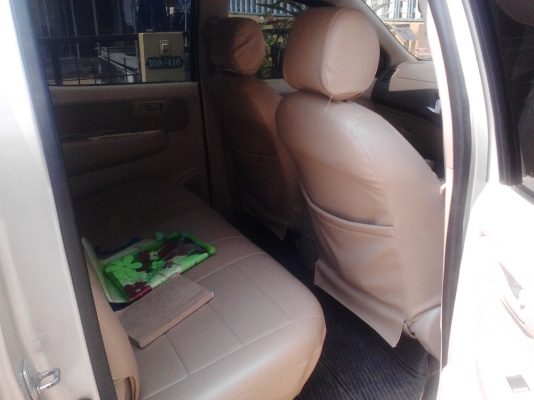 TOYOTA VEGO 4 ประตู ติดแก๊ส LPG