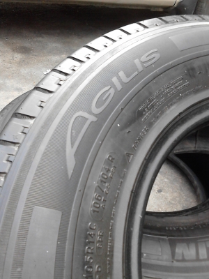 195R14 MICHELIN AGILIS มี 2 เส้น ติดต่อ.081-427-3941 195R14 MICHELIN AGILIS มี 2 เส้น ติดต่อ.081-427-3941