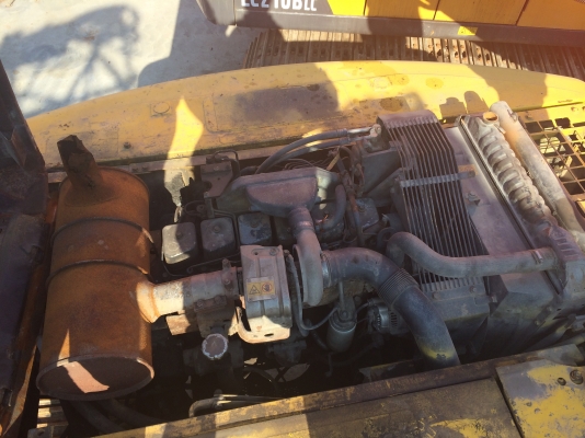 รถแบคโฮมือสอง KOMATSU PC220 สภาพรถเยี่ยม 090-268-2646 พร้อมจัด ไฟแนนซ์