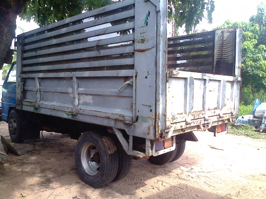 หกล้อ ISUZU110 ดั้มเกษตร ทะเบียนพร้อมโอน