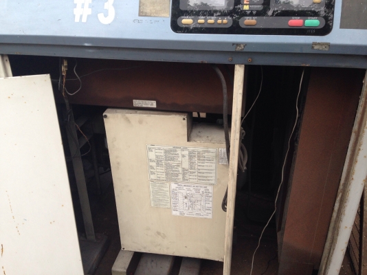 ขายปั้มสกรู Kobelco ขนาด 75 HP. สภาพดี อุปกรณ์ครบ พร้อมใช้งาน มี 2 ชุดครับ ขายปั้มสกรู Kobelco ขนาด 75 HP. สภาพดี อุปกรณ์ครบ พร้อมใช้งาน มี 2 ชุดครับ