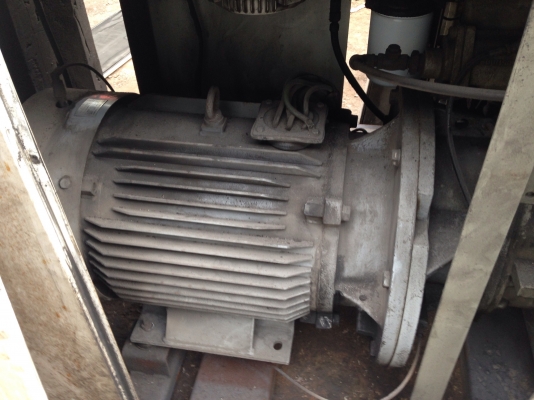 ขายปั้มสกรู Kobelco ขนาด 75 HP. สภาพดี อุปกรณ์ครบ พร้อมใช้งาน มี 2 ชุดครับ ขายปั้มสกรู Kobelco ขนาด 75 HP. สภาพดี อุปกรณ์ครบ พร้อมใช้งาน มี 2 ชุดครับ