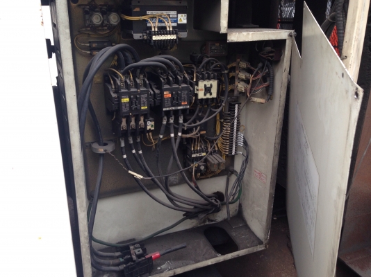 ขายปั้มสกรู Kobelco ขนาด 75 HP. สภาพดี อุปกรณ์ครบ พร้อมใช้งาน มี 2 ชุดครับ ขายปั้มสกรู Kobelco ขนาด 75 HP. สภาพดี อุปกรณ์ครบ พร้อมใช้งาน มี 2 ชุดครับ