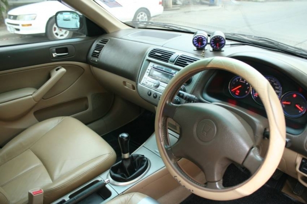 HONDA CIVIC 1.7 VTi-L โฉมDimention ตาเหยี่ยว 2005 HONDA CIVIC 1.7 VTi-L โฉมDimention ตาเหยี่ยว 2005