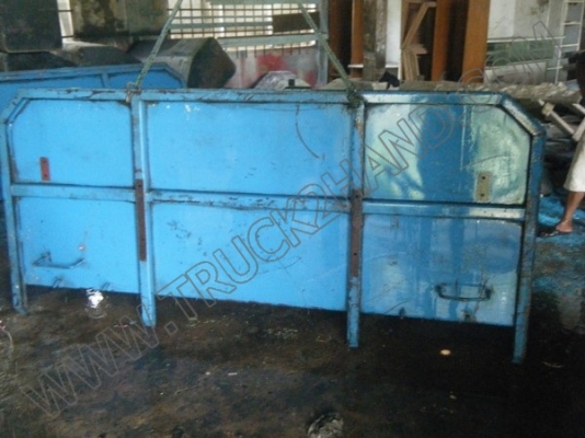 อะไหล่รถและอุปกรณ์เสริมมือสองขายเหมา 3 รายการจำนวน 55 ชิ้น อะไหล่รถและอุปกรณ์เสริมมือสองขายเหมา 3 รายการจำนวน 55 ชิ้น