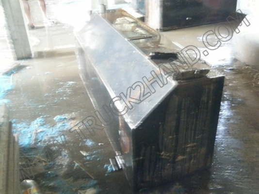 อะไหล่รถและอุปกรณ์เสริมมือสองขายเหมา 3 รายการจำนวน 55 ชิ้น อะไหล่รถและอุปกรณ์เสริมมือสองขายเหมา 3 รายการจำนวน 55 ชิ้น