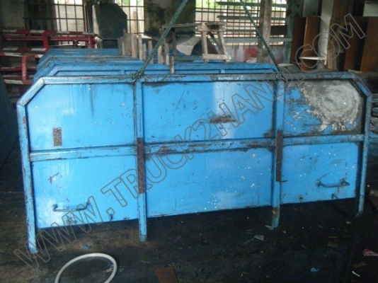 อะไหล่รถและอุปกรณ์เสริมมือสองขายเหมา 3 รายการจำนวน 55 ชิ้น อะไหล่รถและอุปกรณ์เสริมมือสองขายเหมา 3 รายการจำนวน 55 ชิ้น