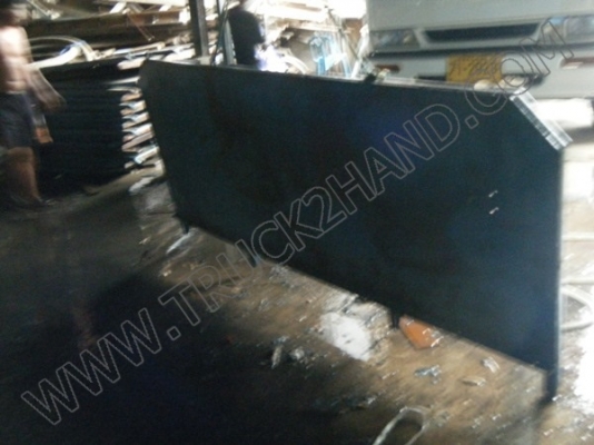 อะไหล่รถและอุปกรณ์เสริมมือสองขายเหมา 3 รายการจำนวน 55 ชิ้น อะไหล่รถและอุปกรณ์เสริมมือสองขายเหมา 3 รายการจำนวน 55 ชิ้น