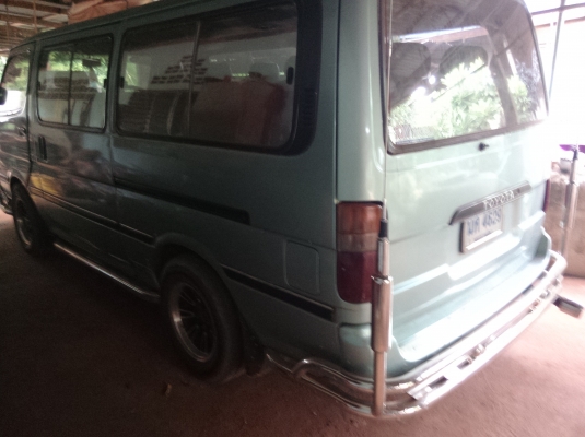 ต้องการขายรถตู้ โตโยต้า ราคา 210000 เจ้าของขายเอง