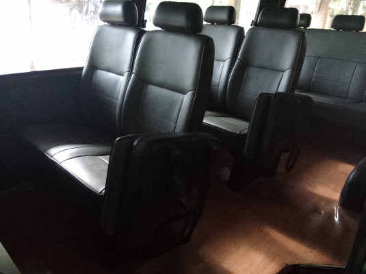 ต้องการขายรถตู้ โตโยต้า ราคา 210000 เจ้าของขายเอง