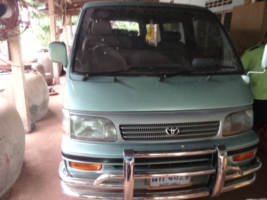 ต้องการขายรถตู้ โตโยต้า ราคา 210000 เจ้าของขายเอง