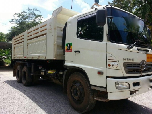 รถฮีโน่ 10 ล้อดั้ม  251 แรงม้า.  ปี 53  ( รถวิ่ง 95,xxx กม. )  สนใจติดต่อ 081 - 6079515