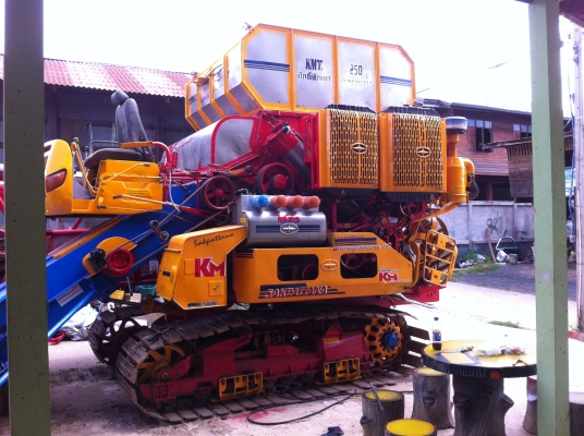 ขายรถเกี่ยวข้าวศักดิ์พัฒนา สภาพ 80\%