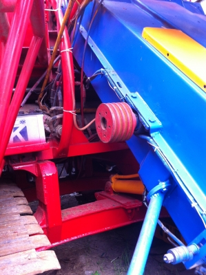 ขายรถเกี่ยวข้าวศักดิ์พัฒนา สภาพ 80\%