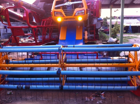 ขายรถเกี่ยวข้าวศักดิ์พัฒนา สภาพ 80\%