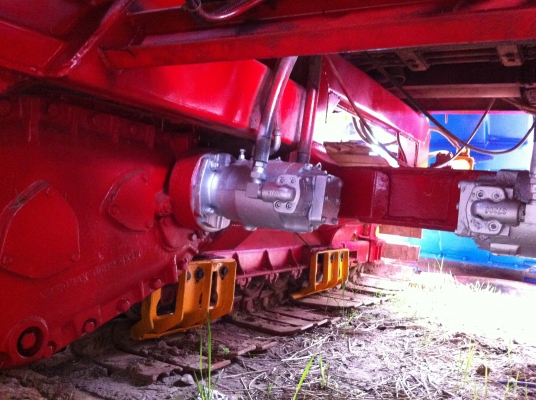 ขายรถเกี่ยวข้าวศักดิ์พัฒนา สภาพ 80\%