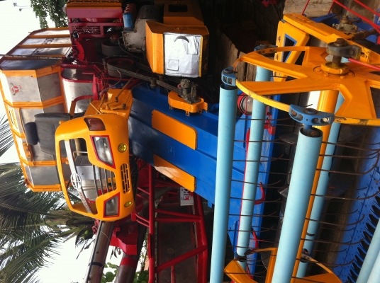 ขายรถเกี่ยวข้าวศักดิ์พัฒนา สภาพ 80\%