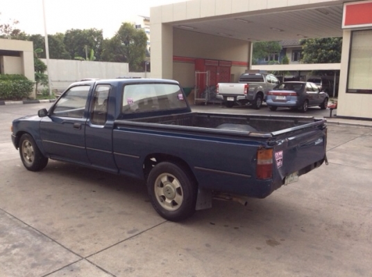 ขายรถกระบะ ไมตี้ เอ็กซ์แคป ปี 94 เครื่องเดิม 2L เกียร์ธรรมดา ภายในเบาะหนัง แอร์มี คัสซีดี ไม่มีผุ ตัวถังเดิม สีเต็ม มีริ้วรอยใช้งานบ้าง ฝาท้ายบุปบ้าง ห้องเครื่องเดิม คานหน้าเดิม เลขชัดเจน รถขับดีครับ ภาษีไม่ขาดต่อ ขายถูกครับ