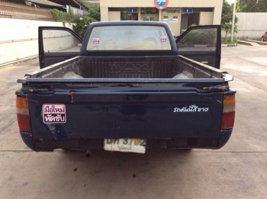 ขายรถกระบะ ไมตี้ เอ็กซ์แคป ปี 94 เครื่องเดิม 2L เกียร์ธรรมดา ภายในเบาะหนัง แอร์มี คัสซีดี ไม่มีผุ ตัวถังเดิม สีเต็ม มีริ้วรอยใช้งานบ้าง ฝาท้ายบุปบ้าง ห้องเครื่องเดิม คานหน้าเดิม เลขชัดเจน รถขับดีครับ ภาษีไม่ขาดต่อ ขายถูกครับ