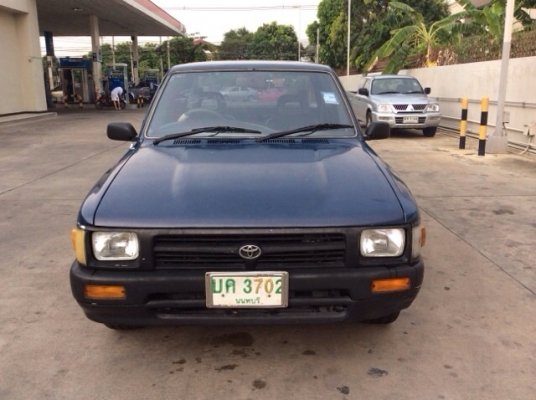 ขายรถกระบะ ไมตี้ เอ็กซ์แคป ปี 94 เครื่องเดิม 2L เกียร์ธรรมดา ภายในเบาะหนัง แอร์มี คัสซีดี ไม่มีผุ ตัวถังเดิม สีเต็ม มีริ้วรอยใช้งานบ้าง ฝาท้ายบุปบ้าง ห้องเครื่องเดิม คานหน้าเดิม เลขชัดเจน รถขับดีครับ ภาษีไม่ขาดต่อ ขายถูกครับ