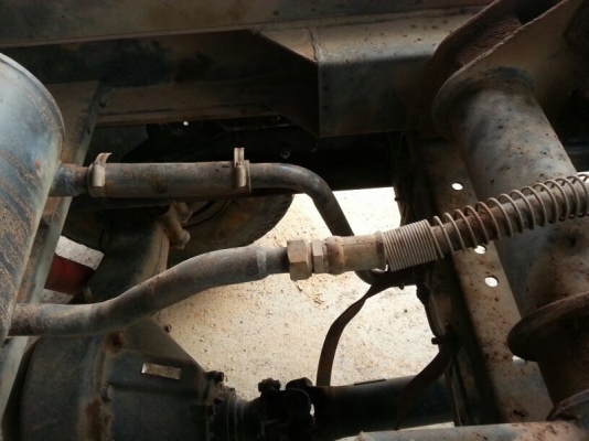 รถฮีโน่ 6 ล้อดั้ม 175 แรงม้า ปี 53  ( รถวิ่ง 68,xxx กม. )  สนใจติดต่อ 081 - 6079515