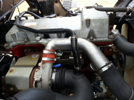 รถฮีโน่ 6 ล้อดั้ม 175 แรงม้า ปี 53  ( รถวิ่ง 68,xxx กม. )  สนใจติดต่อ 081 - 6079515