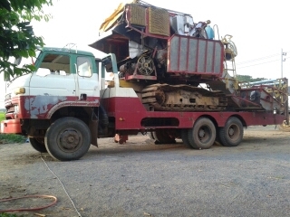 ขายรถเทเลอร์รถเกี่ยว NISSAN CW30M เครื่อง PE6 - 230 แรง 2 เพลา ทะเบียนเต็มพร้อมโอน