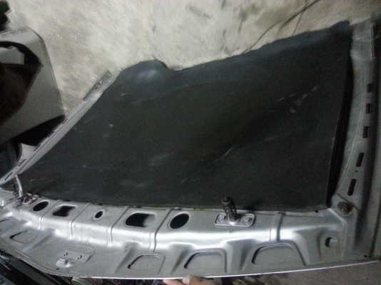 ขายฝากระโปรงหน้า bmw e28