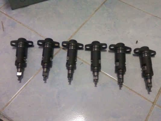 ขายลูกปั้มเดกก้า 6 ตัว 4000 บาท