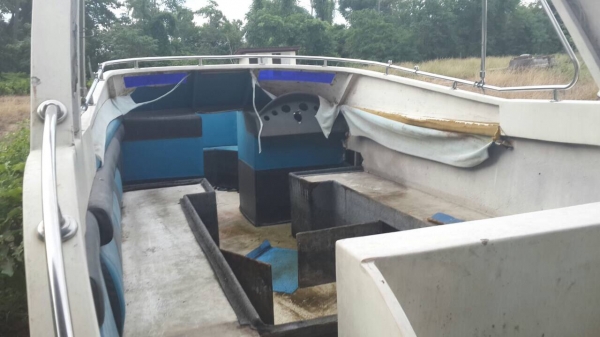 ขายด่วน เรือเร็ว