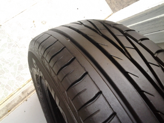 ยาง goodyear  195/65/15  ดอกหนาๆนุ่มๆ