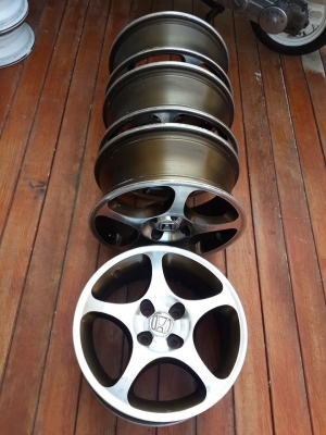 ขายล้อแม็ก HONDA CIVIC ES ขอบ15 4รู100 สามารถใส่ได้กับ ทุกรุ่น 4รู100 ขายล้อแม็ก HONDA CIVIC ES ขอบ15 4รู100 สามารถใส่ได้กับ ทุกรุ่น 4รู100