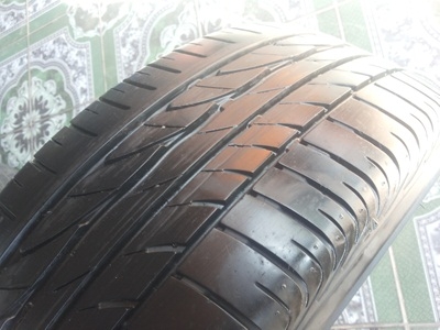 ขายล้อแม็กSUZUKI Swift ( หน้าเงา)พร้อมยางปี 12 1 ชุด ขายล้อแม็กSUZUKI Swift ( หน้าเงา)พร้อมยางปี 12 1 ชุด