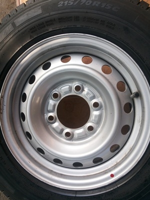 ขายล้อกะทะขอบ15 6 รู พร้อมยาง 1 ชุด